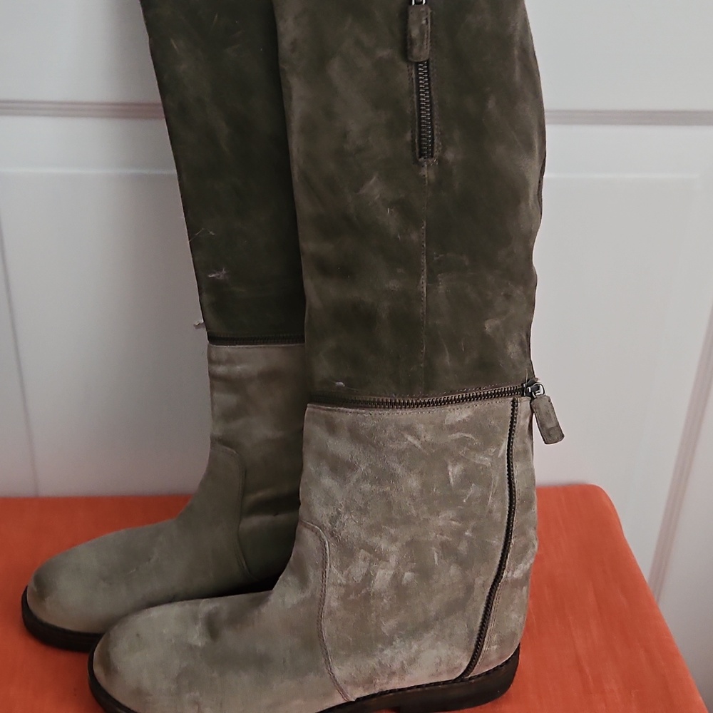 EILEEN FISHER Stitch Zip Boot